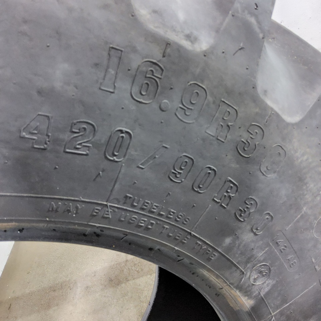420/90R30 Firestone Radial All Traction FWD R-1 142B 90%