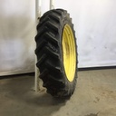 480/80R50 Goodyear Farm DT800 Super Traction R-1W on John Deere Yellow 12-Hole Stub Disc 60%