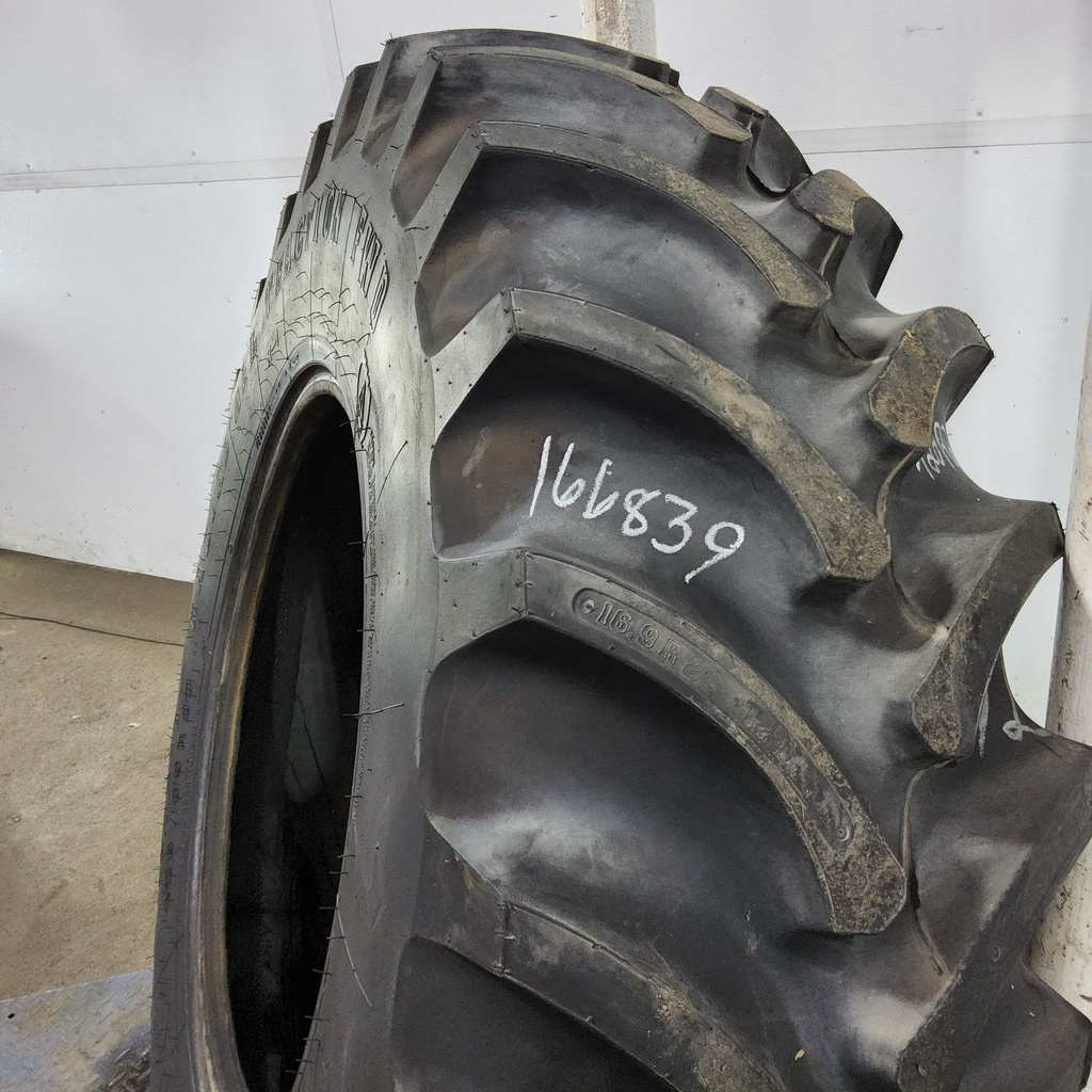 420/85R28 Firestone Radial All Traction FWD R-1 139B 99%