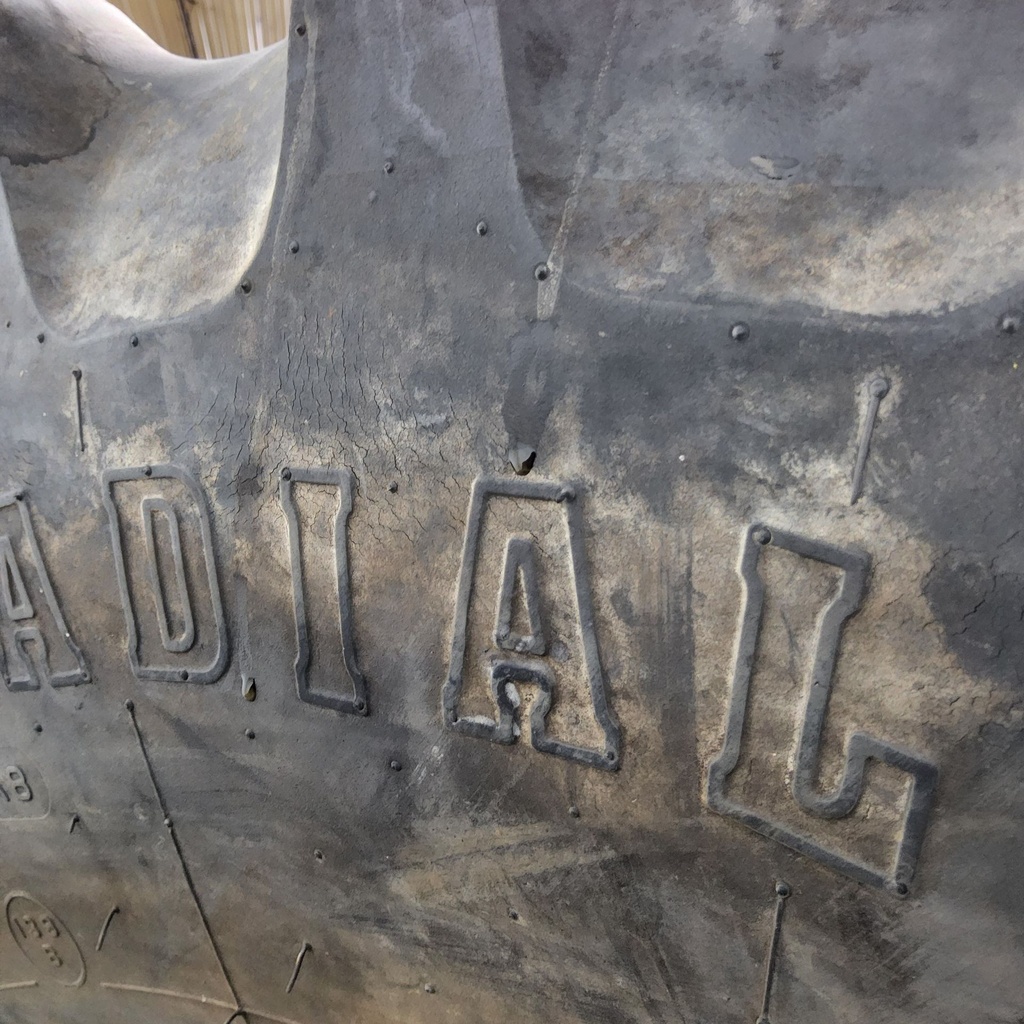 420/85R28 Firestone Radial All Traction FWD R-1 139B 99%