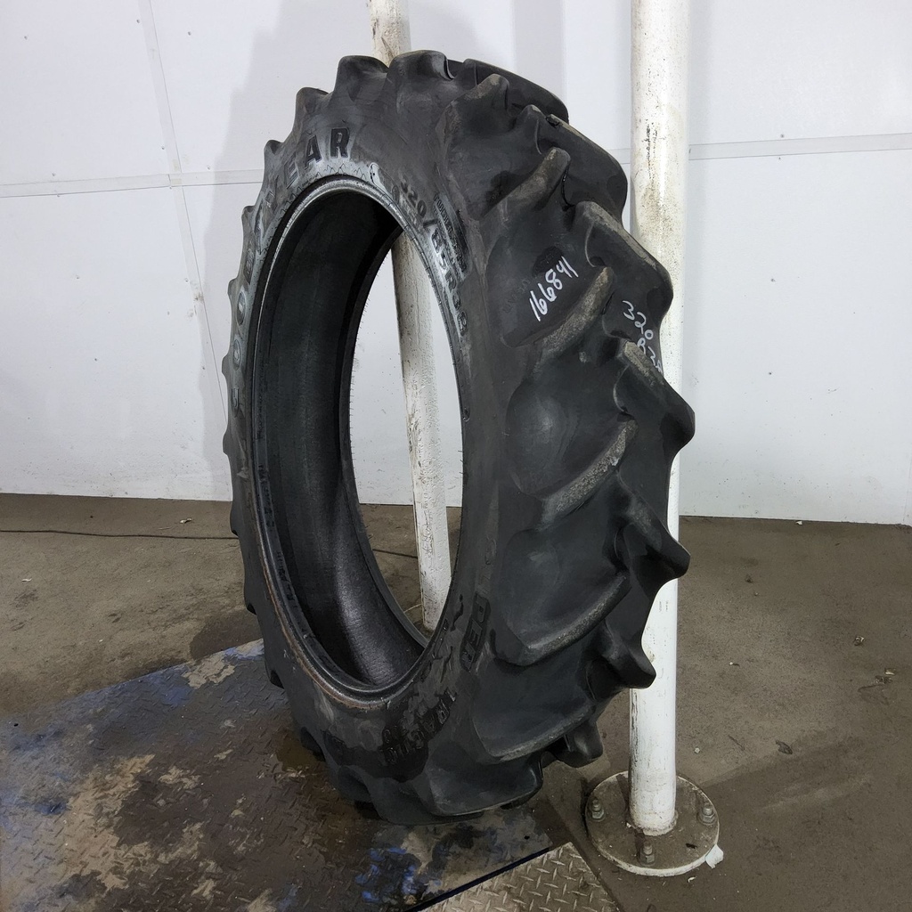 320/85R38 Goodyear Farm DT800 Super Traction R-1W 138A8 75%