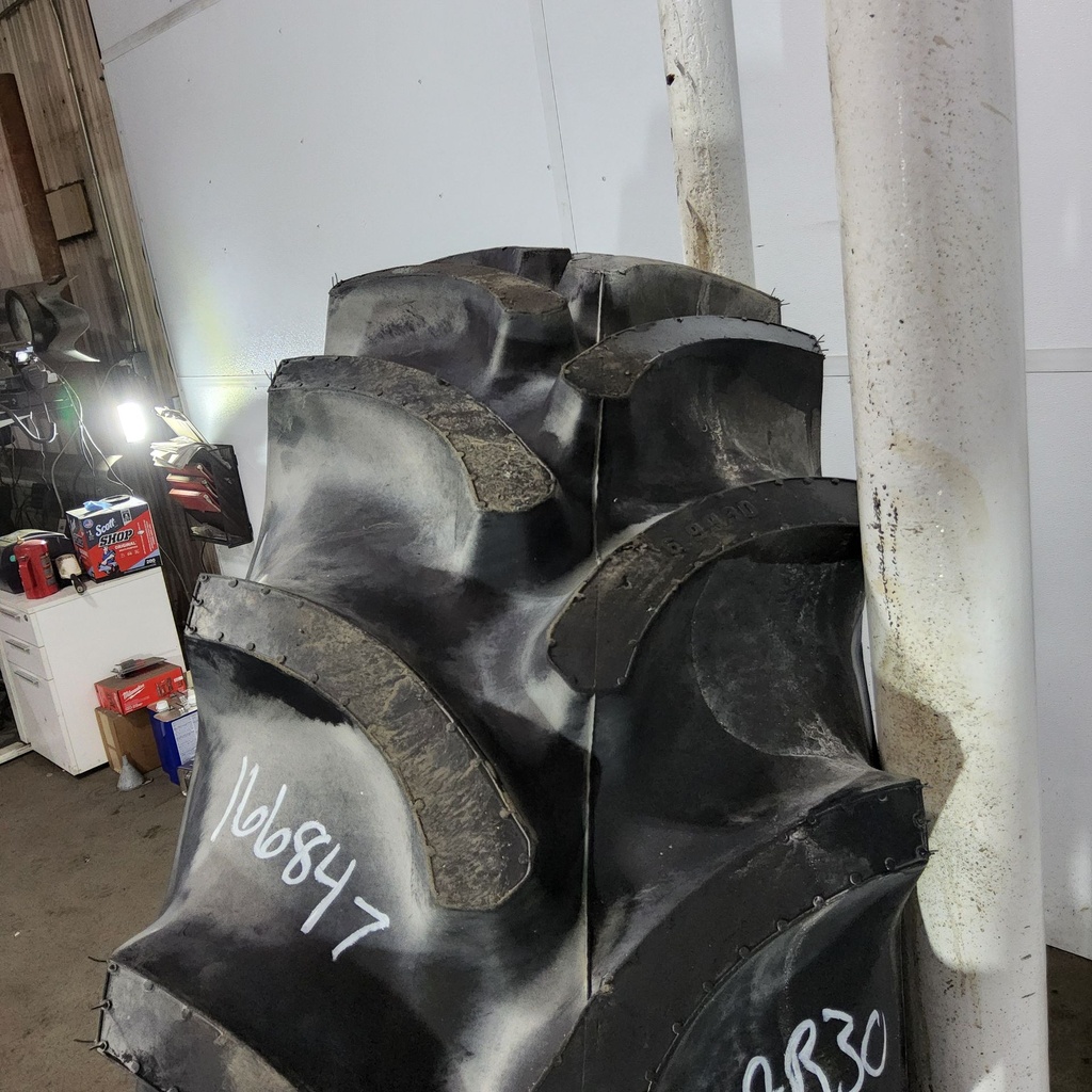 16.9R30 Firestone Radial All Traction DT R-1W 144A8 99%