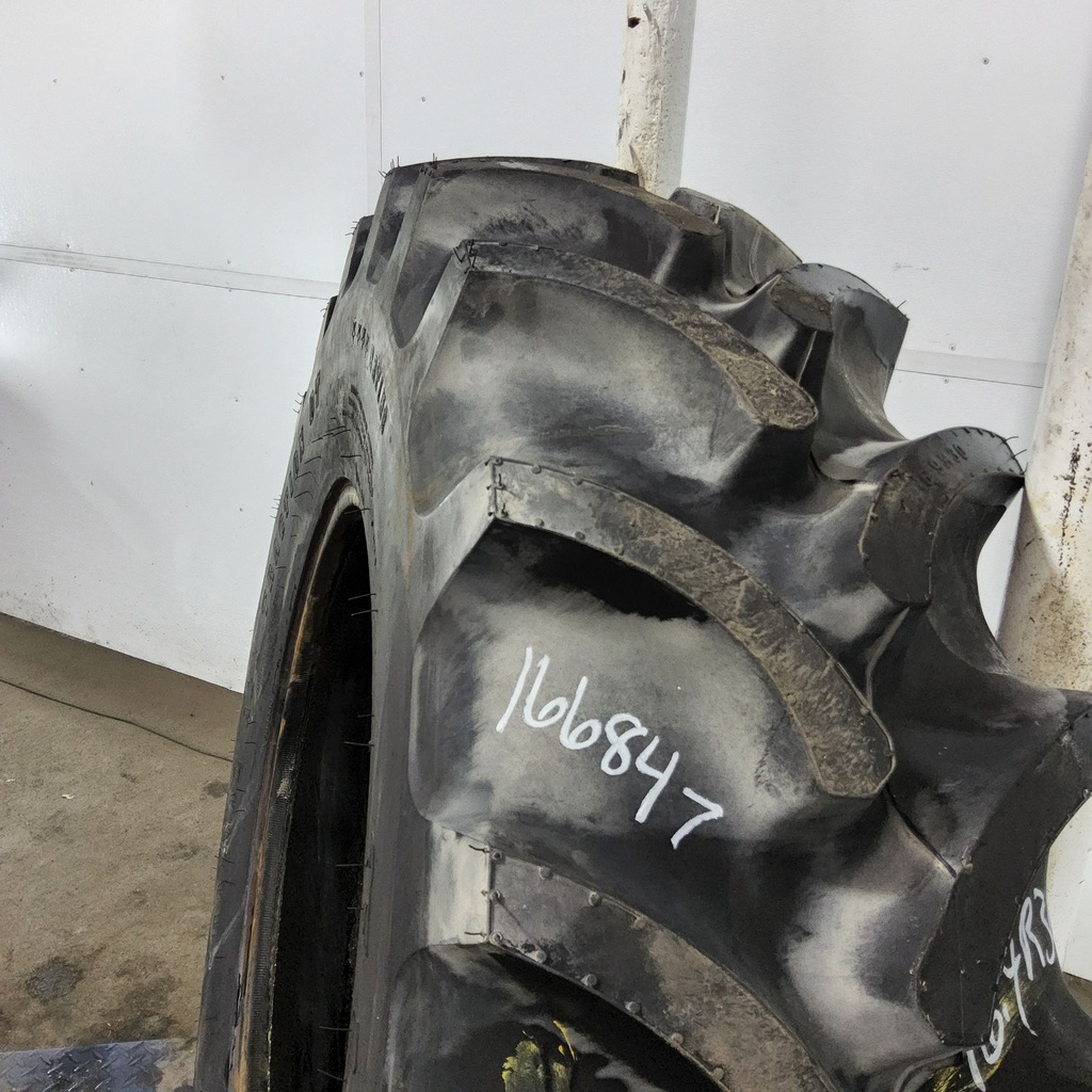 16.9R30 Firestone Radial All Traction DT R-1W 144A8 99%