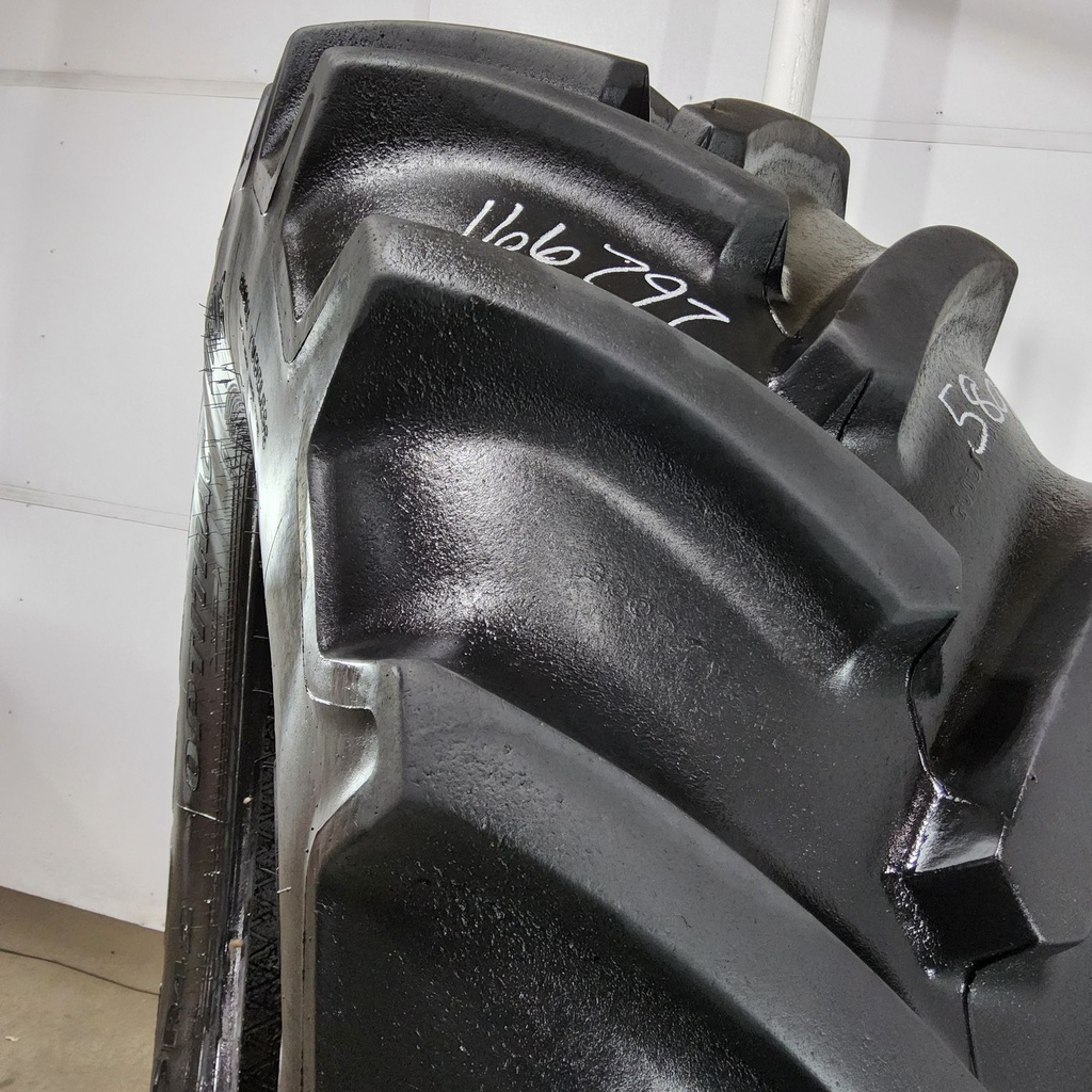 580/85R42 Goodyear Farm DT806 Optitrac R-1W 166B 80%