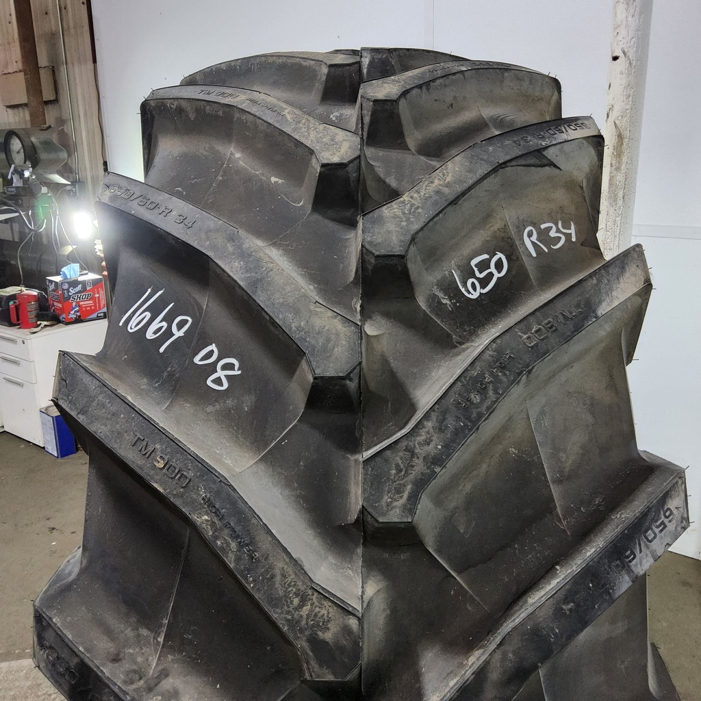 650/60R34 Trelleborg TM900 High Power R-1W 159D 99%