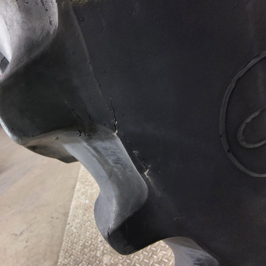 14.9R30 Goodyear Farm Dyna Torque Radial R-1 134A8 75%