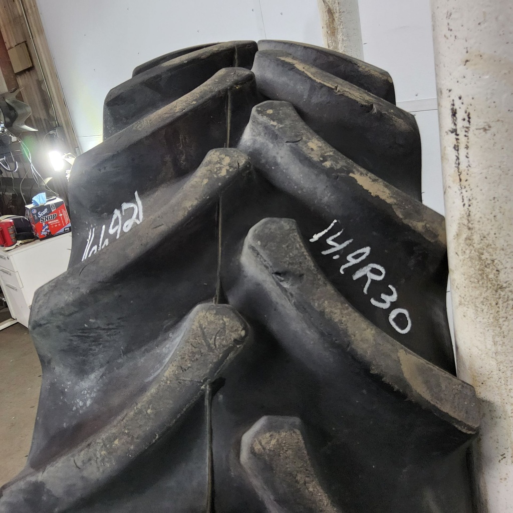 14.9R30 Firestone Radial All Traction FWD R-1 134A8 85%