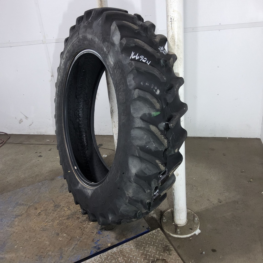 320/85R34 Goodyear Farm Dyna Torque Radial R-1 133A8/133B 70%