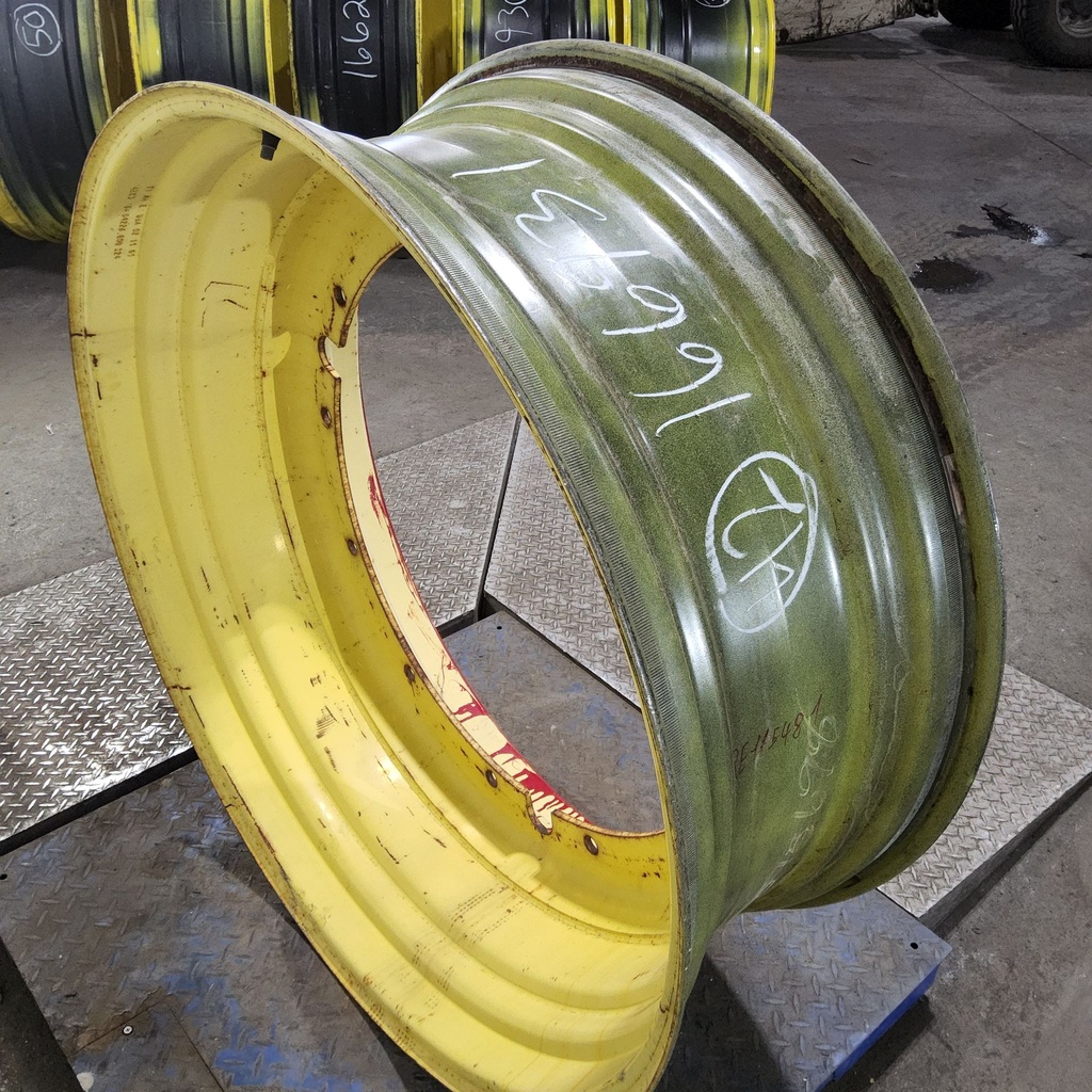 16"W x 42"D, John Deere Yellow 12-Hole Stub Disc , -3.12" Offset