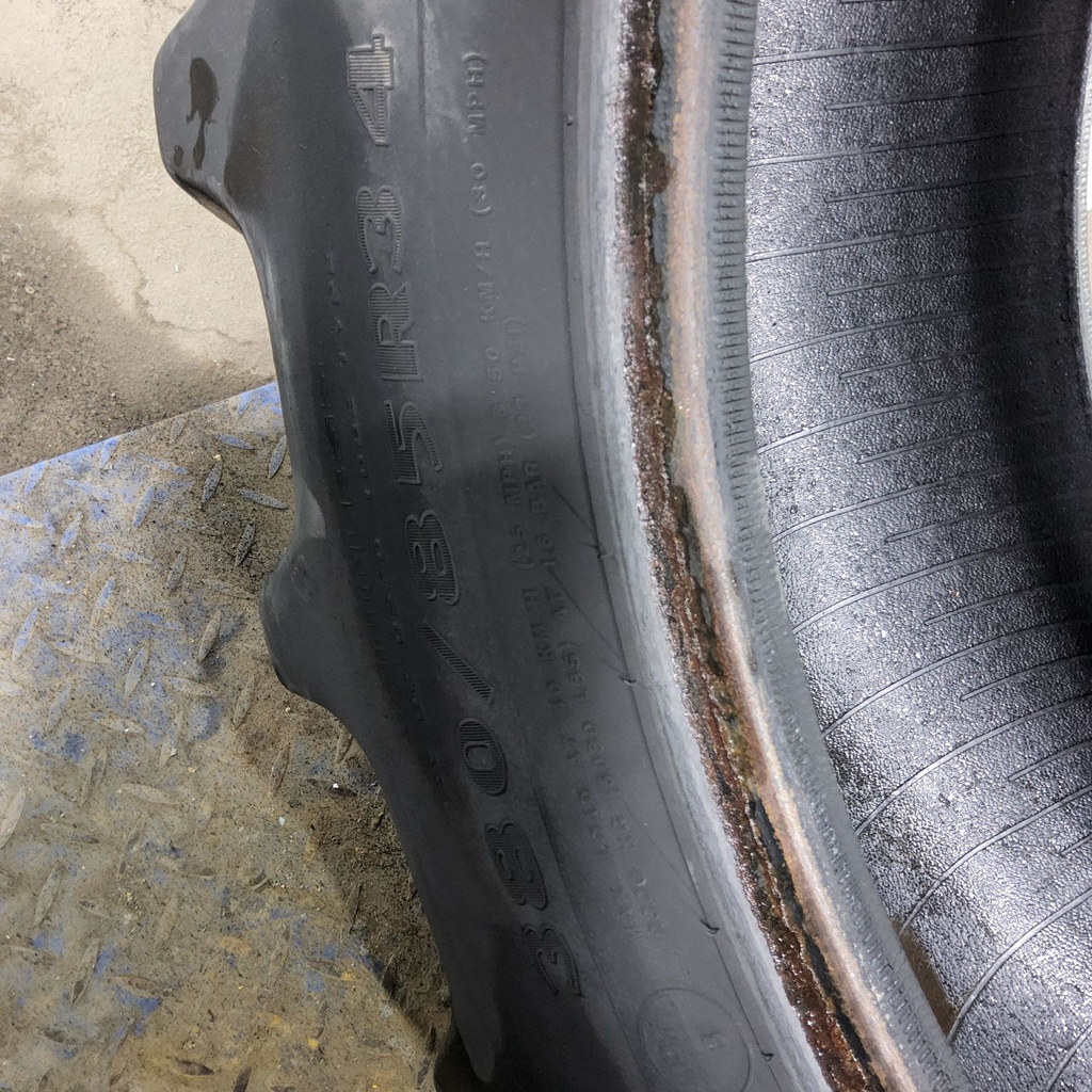 380/85R34 Goodyear Farm DT800 Super Traction R-1W 137B 45%