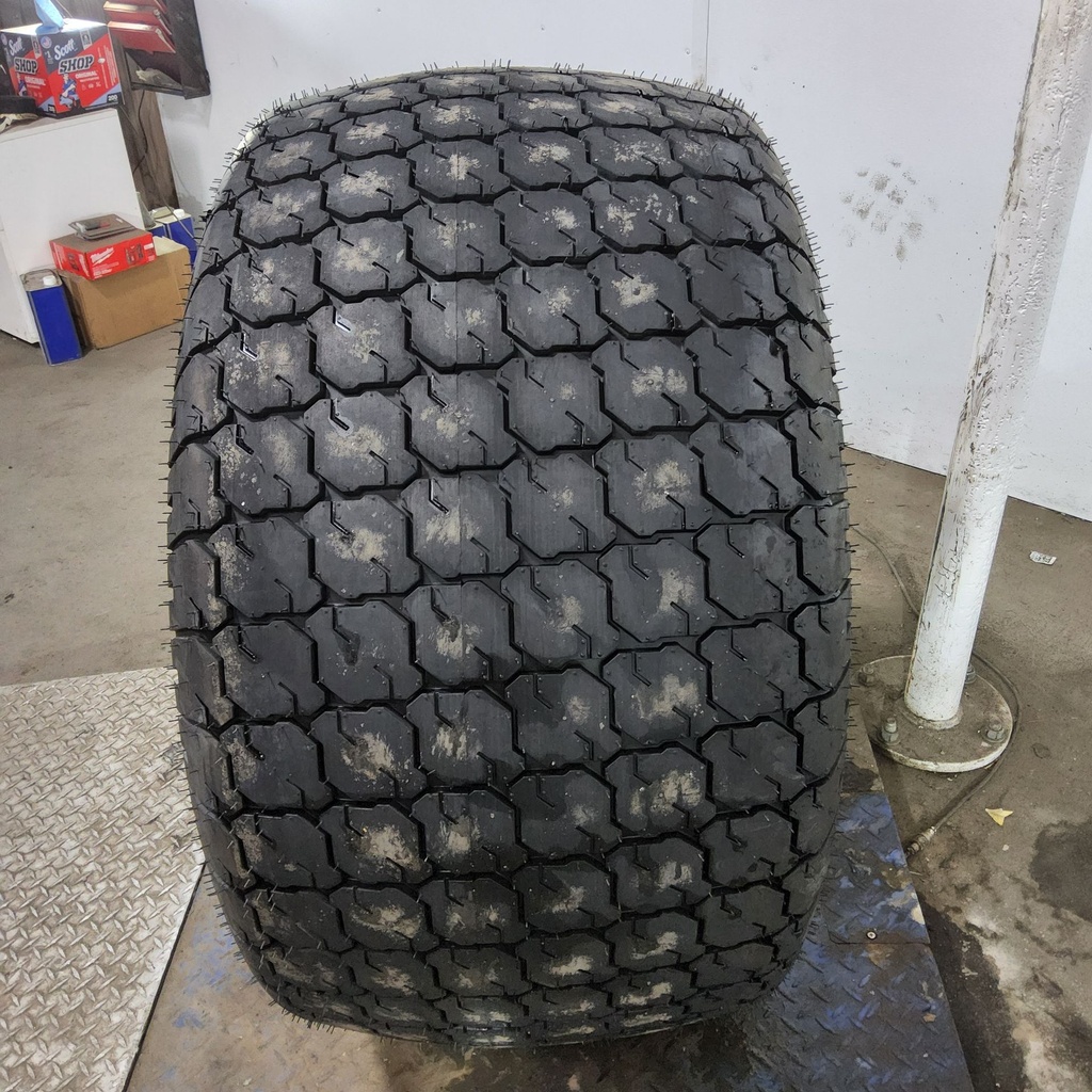 22.5LL-16.1 Galaxy Turf Special R-3 C (6 Ply), 99%