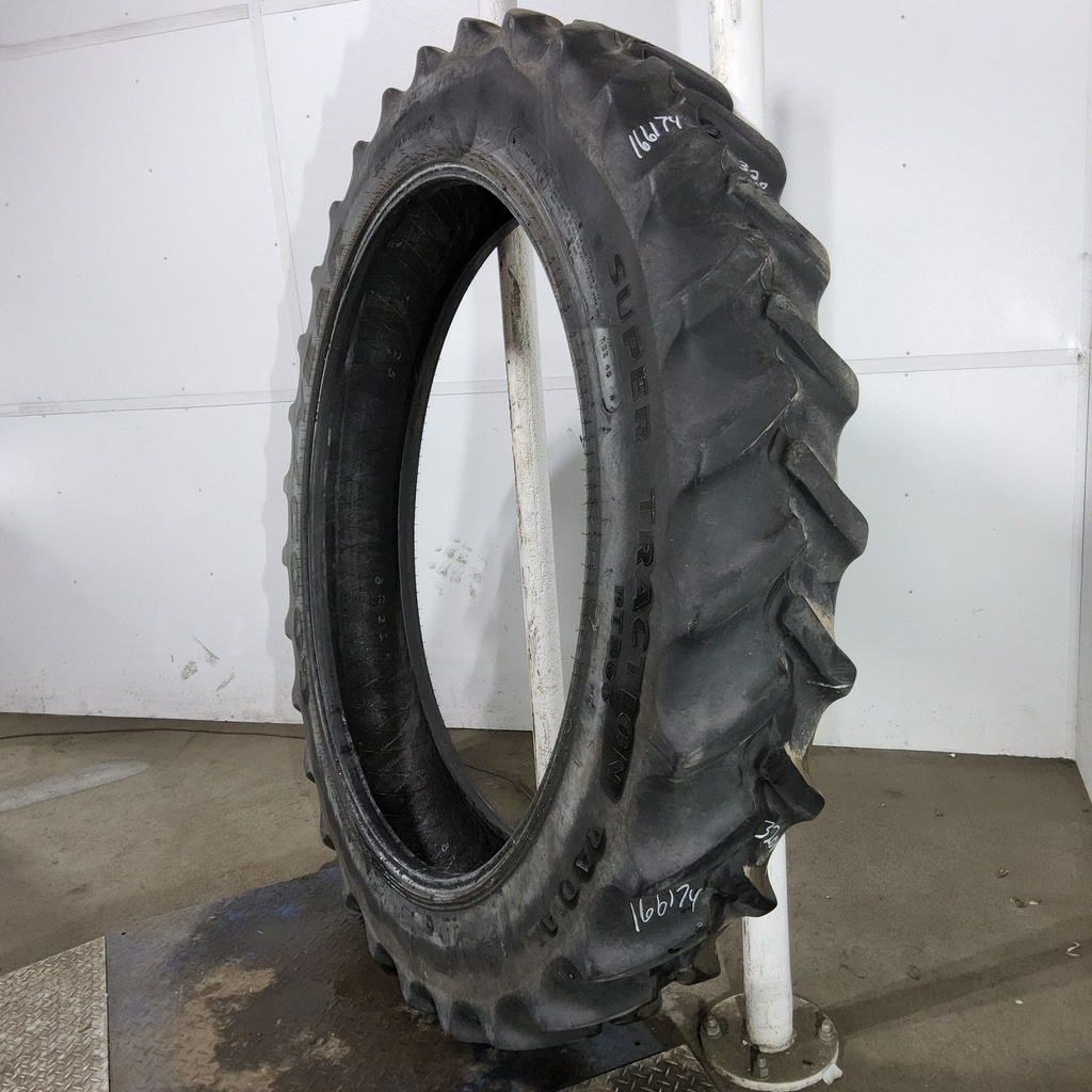 320/105R54 Goodyear Farm DT800 Super Traction R-1W 166A8 50%
