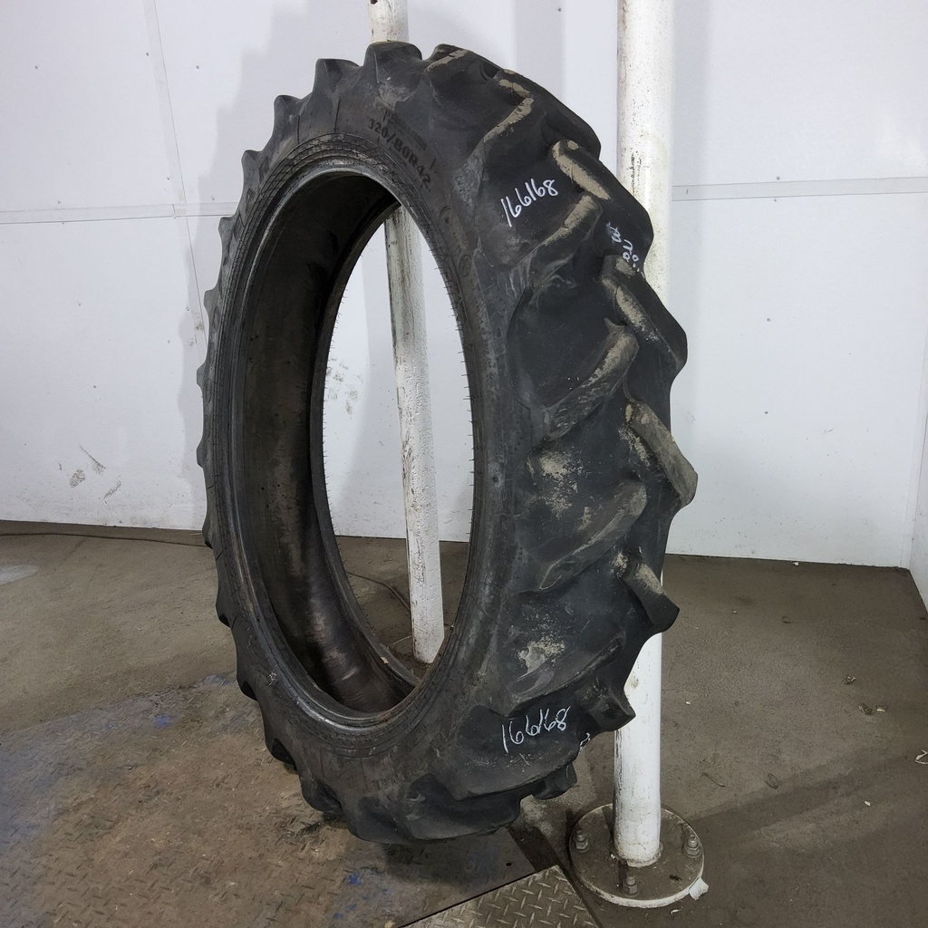 320/80R42 Goodyear Farm DT800 Super Traction R-1W 141A8 60%