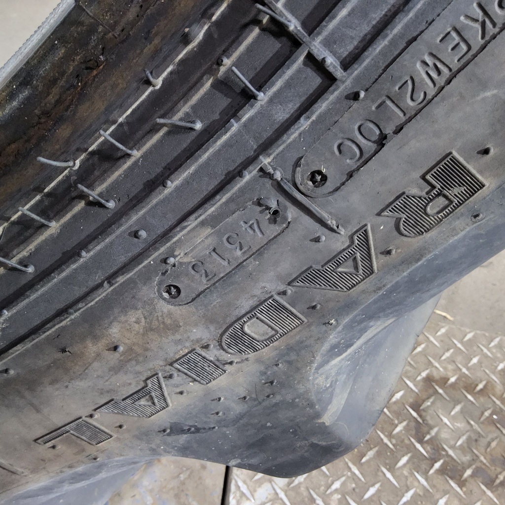 320/80R42 Goodyear Farm DT800 Super Traction R-1W 141A8 60%