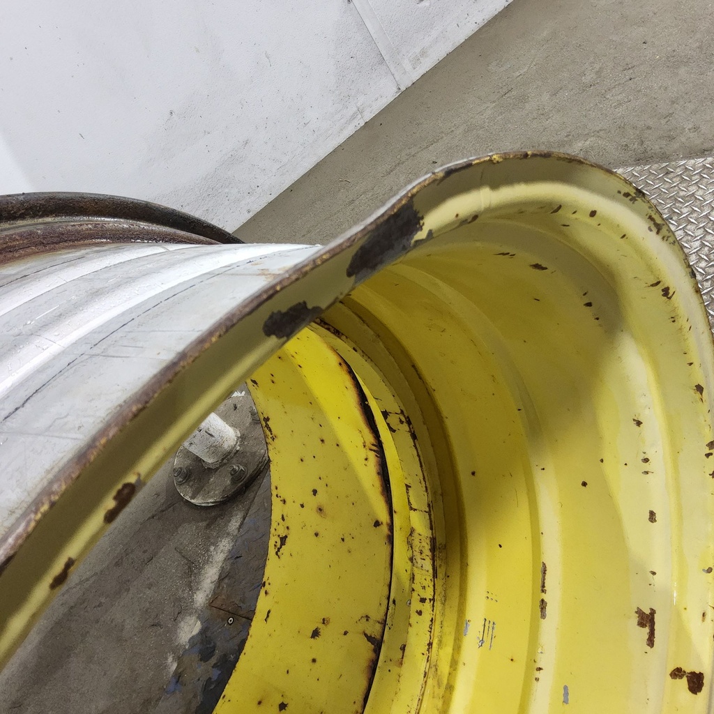 18"W x 34"D, John Deere Yellow Band Dual "T" Rail