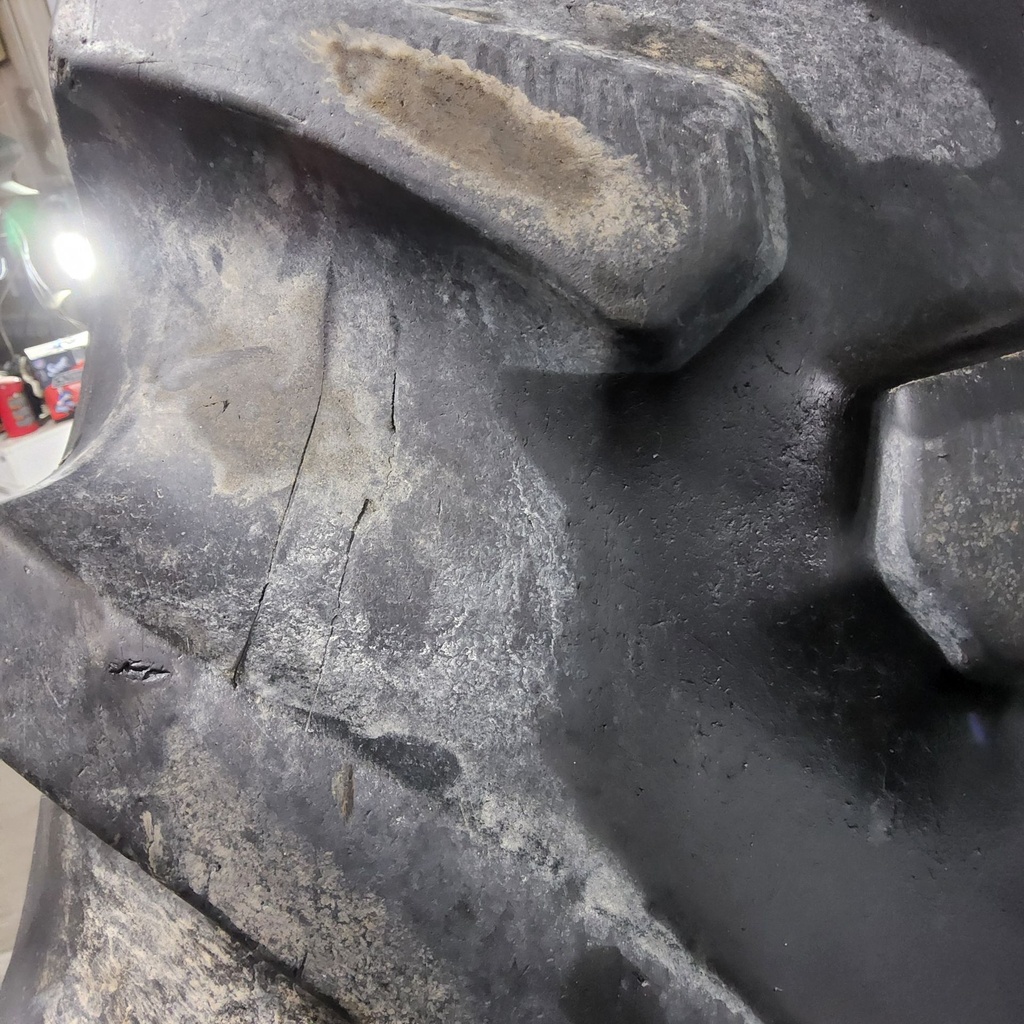 23.1-34 Firestone All Traction 23 R-1 D (8 Ply), 70%