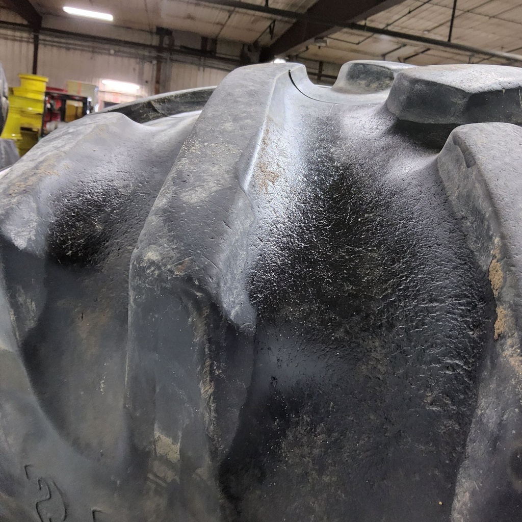 23.1-34 Firestone All Traction 23 R-1 D (8 Ply), 70%