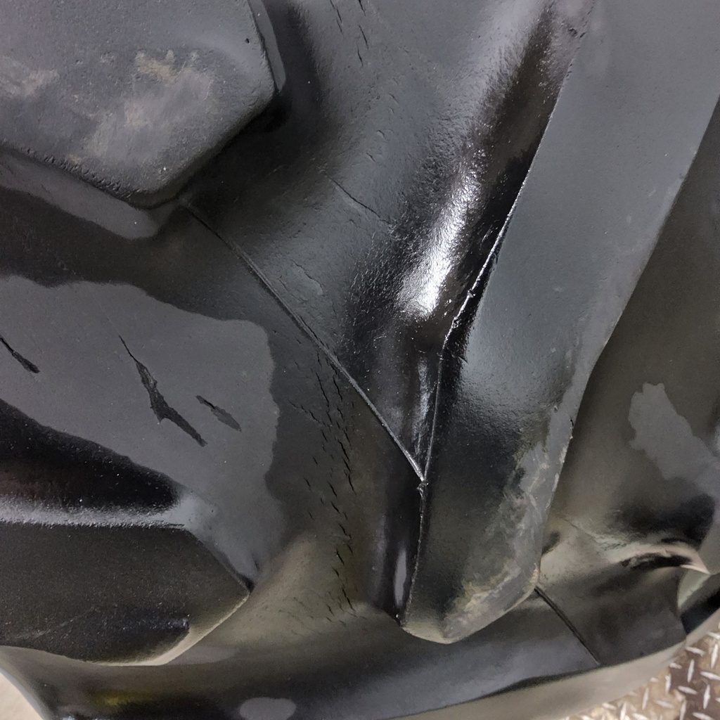 24.5-32 Goodyear Farm Dyna Torque II R-1 E (10 Ply), 55%