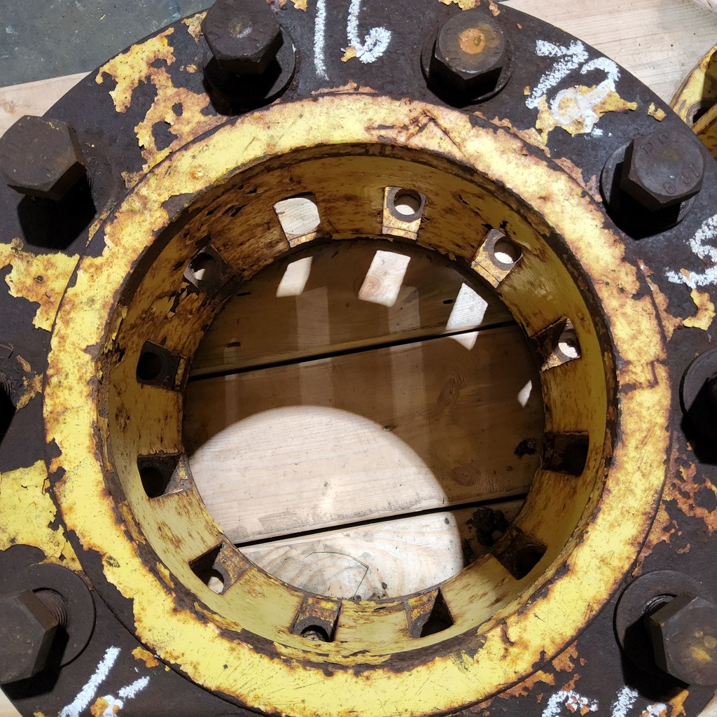 12 to 10-Hole 10.68"L Sprayer Extension, John Deere Yellow