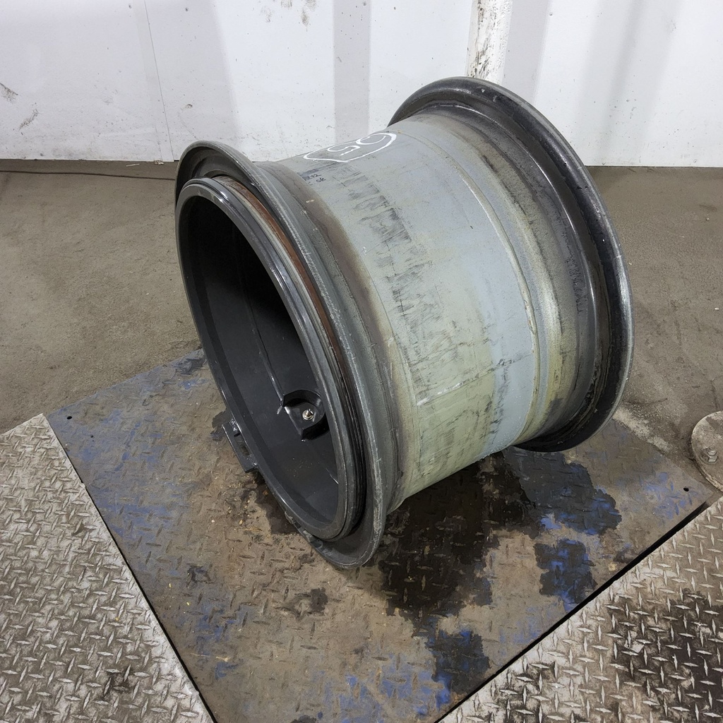 17"W x 25"D, Hagie Gray 12-Hole 3 Piece Formed Plate , 0.94" Offset