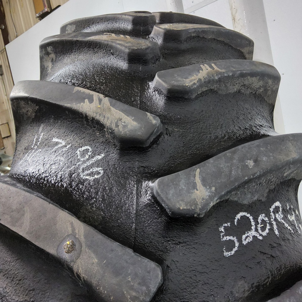 520/85R42 Firestone Radial All Traction 23 R-1 157A8 65%