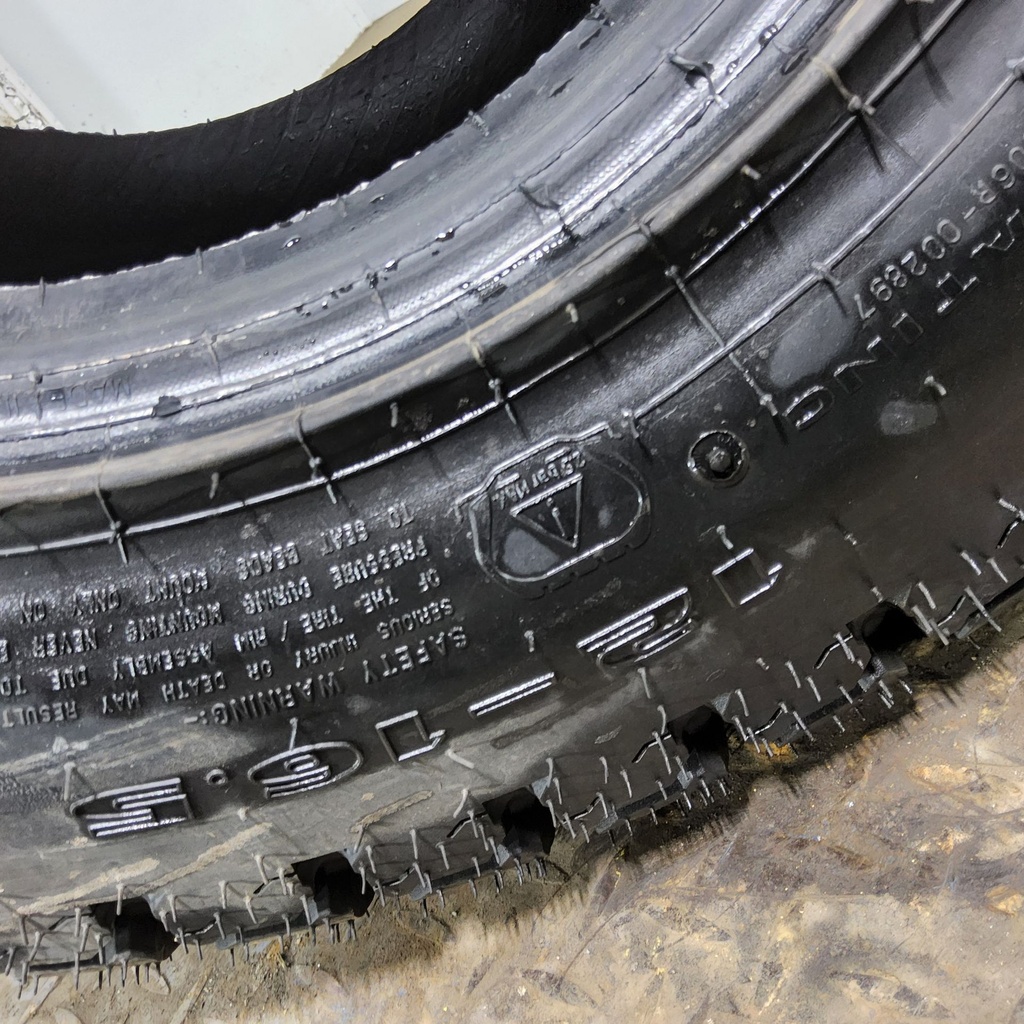 12-16.5 Galaxy Mighty Mow R-3 F (12 Ply), 99%