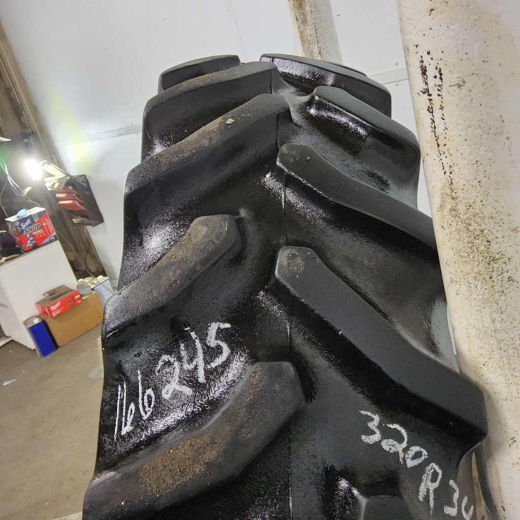 320/85R34 Goodyear Farm Dyna Torque Radial R-1 133A8/133B 65%