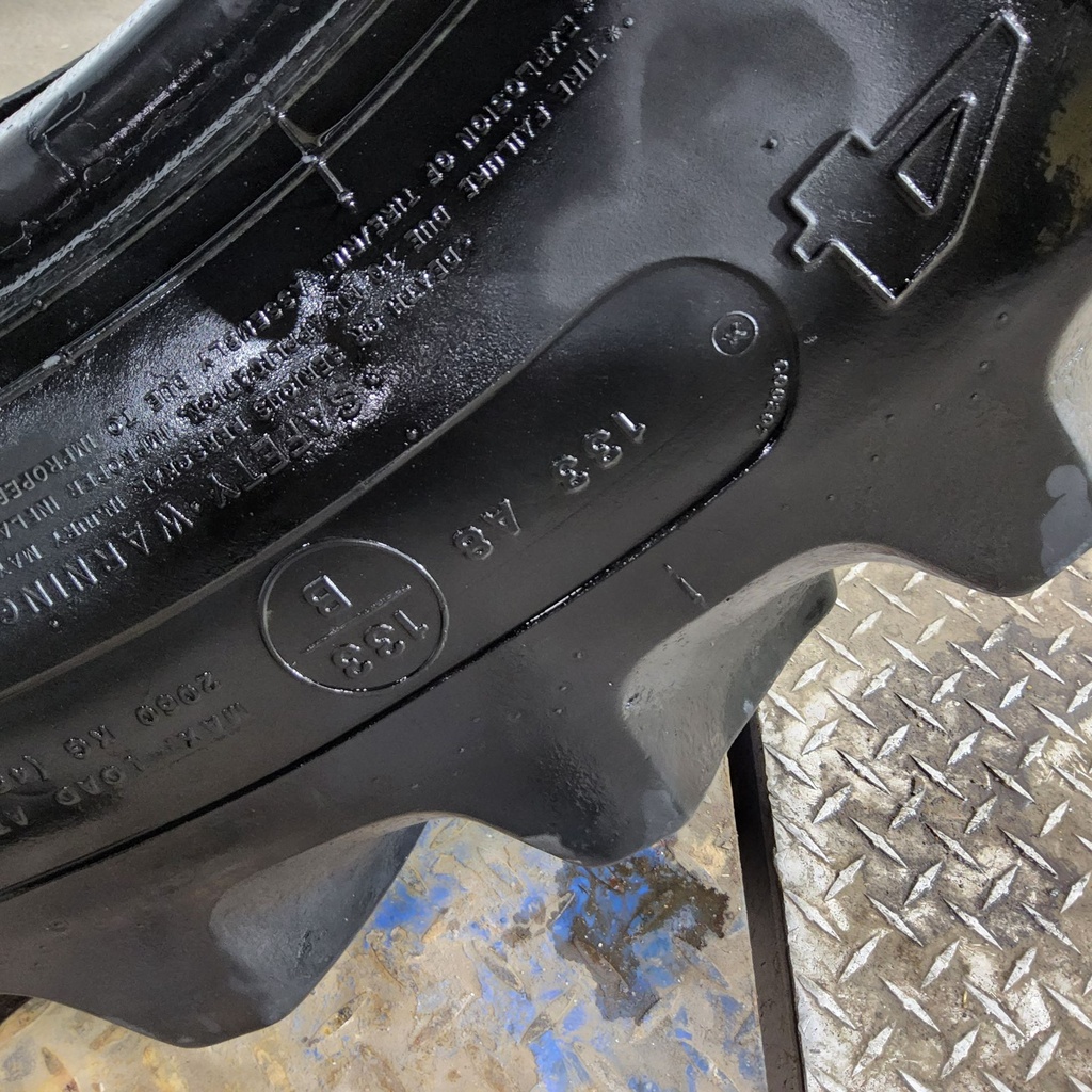 320/85R34 Goodyear Farm Dyna Torque Radial R-1 133A8/133B 65%