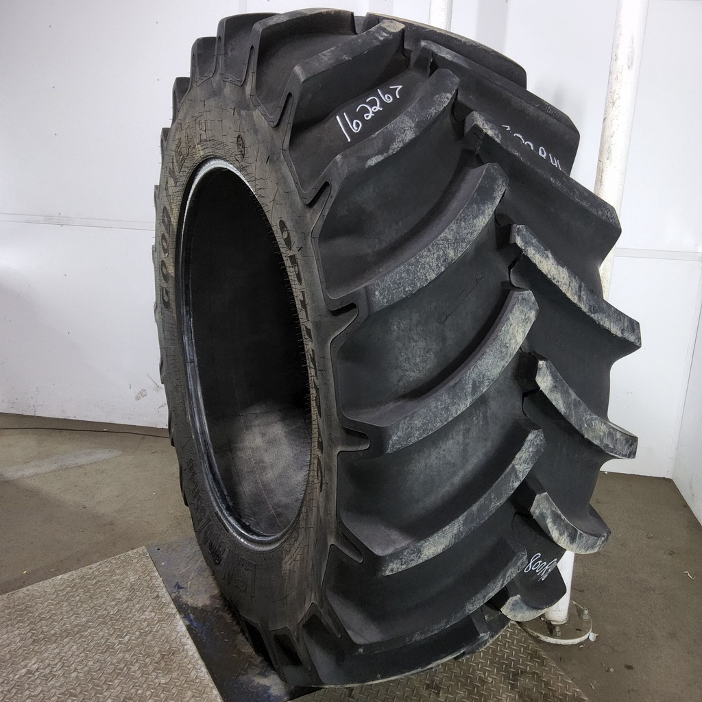 LSW800/55R46 Goodyear Farm Optitrac R-1W 178D 90%