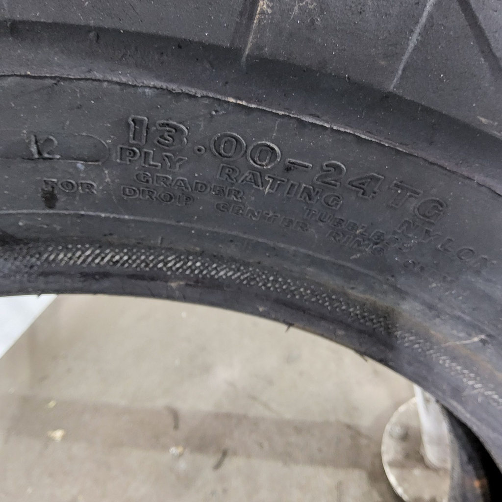 13.00-24 Goodyear SGG-2A Grader G-2 F (12 Ply), 85%