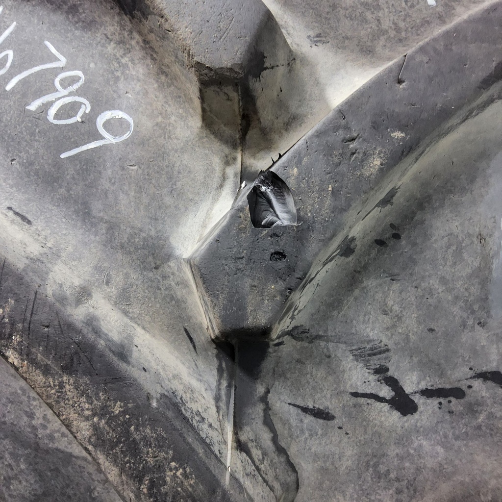 650/85R38 Goodyear Farm DT824 Optitrac R-1W 173A8 90%