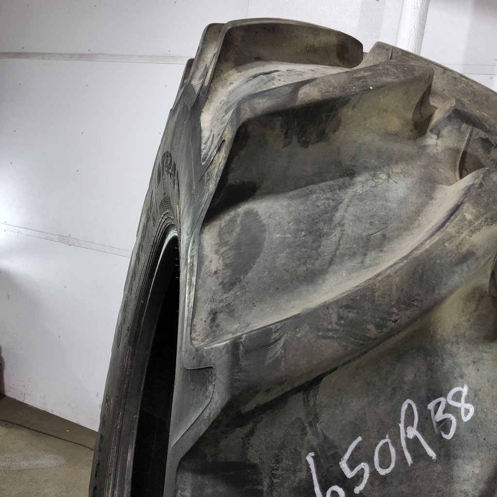 650/85R38 Goodyear Farm DT824 Optitrac R-1W 173A8 90%