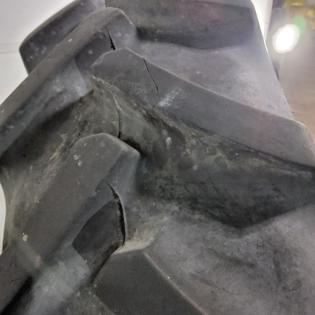 320/85R38 Mitas AC85 Radial R-1W 143A8 85%