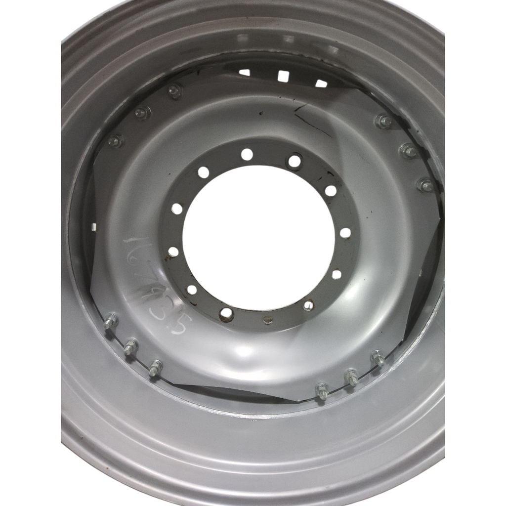 12-Hole Waffle Disc (Groups of 3 Bolts) Center for 34" Rim, Case IH Silver Mist