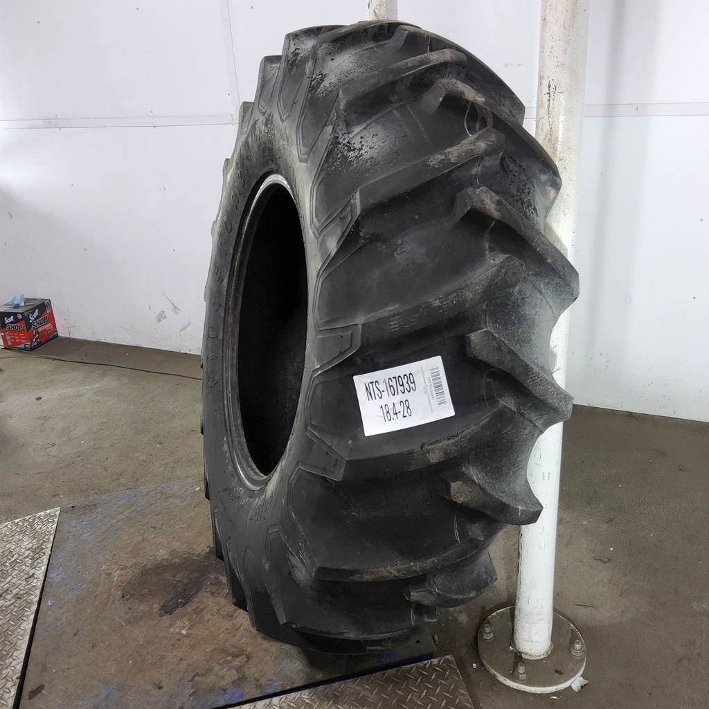 18.4-28 Firestone Traction Field & Road R-1 C (6 Ply), 70%