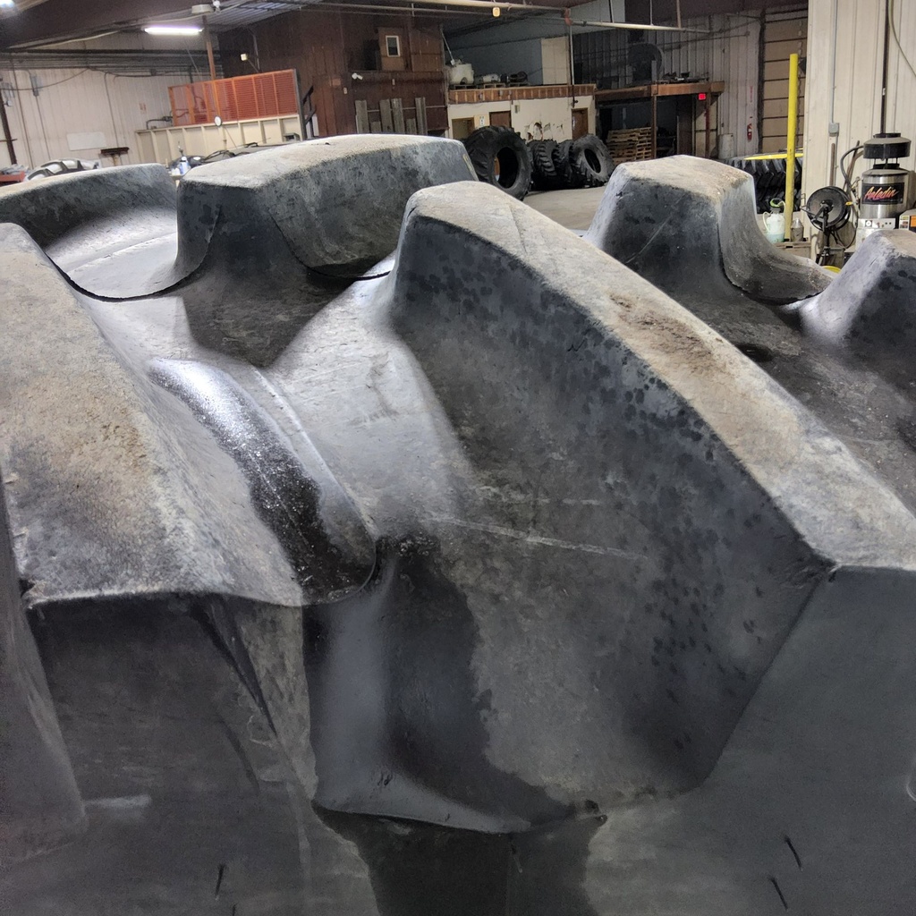 480/80R50 Firestone Radial Deep Tread 23 R-1W 159B 90%