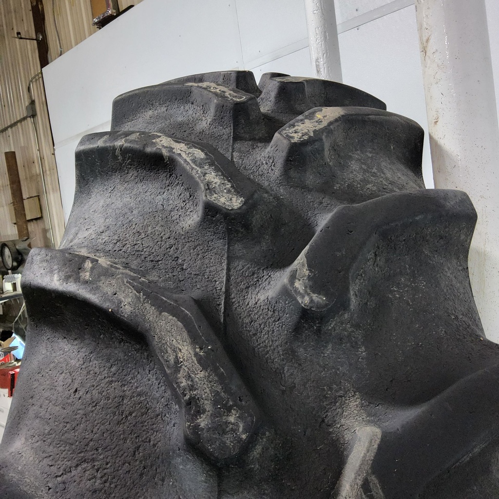 520/85R42 Goodyear Farm UltraTorque Radial R-1 157B 75%