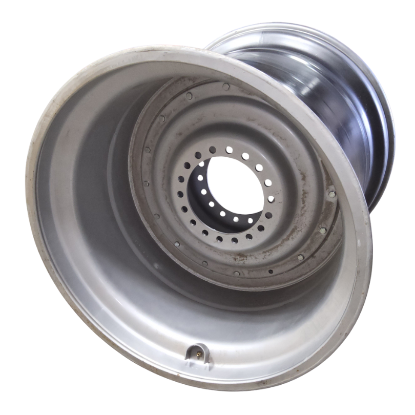 44"W x 46"D, Case IH Silver Mist 18-Hole Double disc , 22.75" Offset