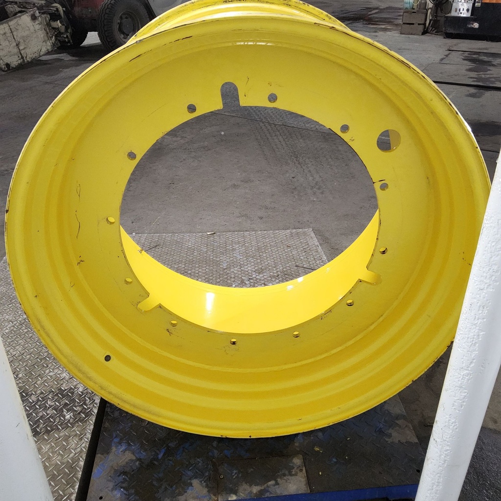 30"W x 46"D, John Deere Yellow 12-Hole Stub Disc Sprayer , -7.88" Offset