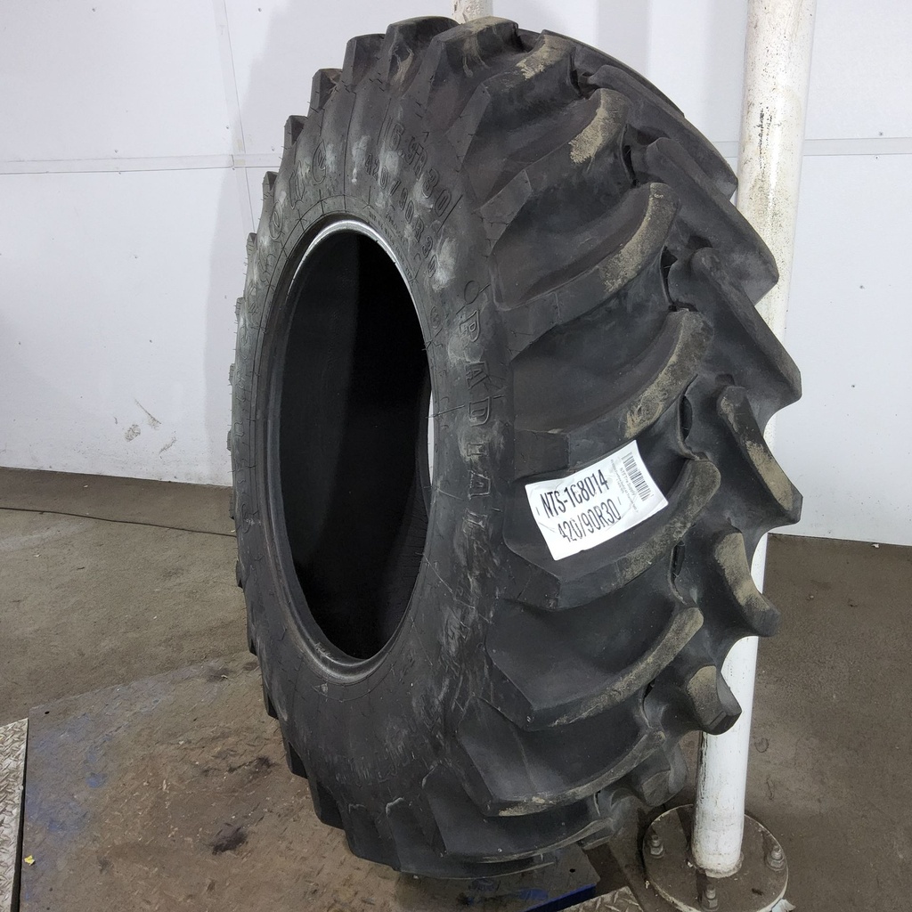 420/90R30 Firestone Radial All Traction FWD R-1 142B 90%