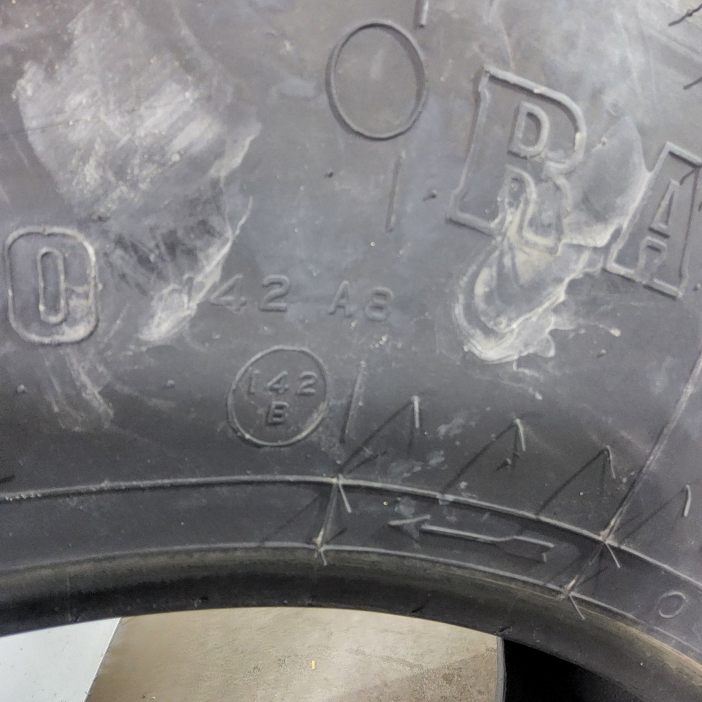 420/90R30 Firestone Radial All Traction FWD R-1 142B 90%