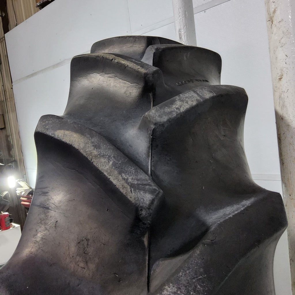 380/90R50 Goodyear Farm DT800 R-1W 151A8 70%