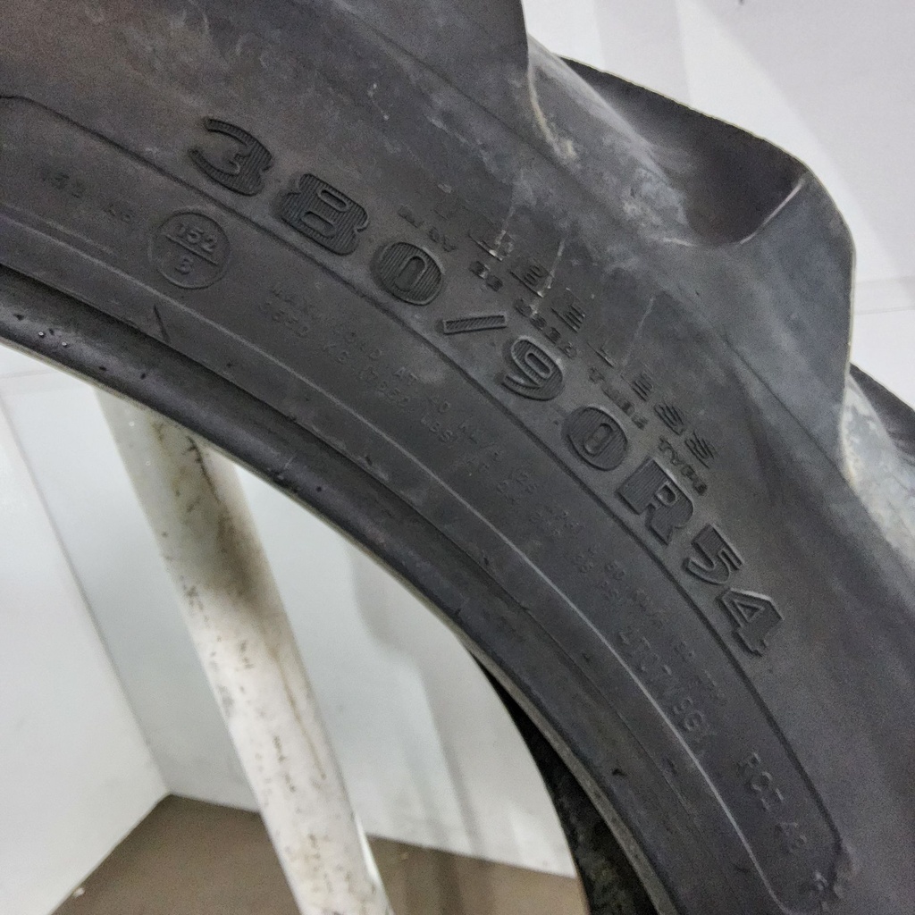 380/90R54 Goodyear Farm DT800 Super Traction R-1W 152A8 45%