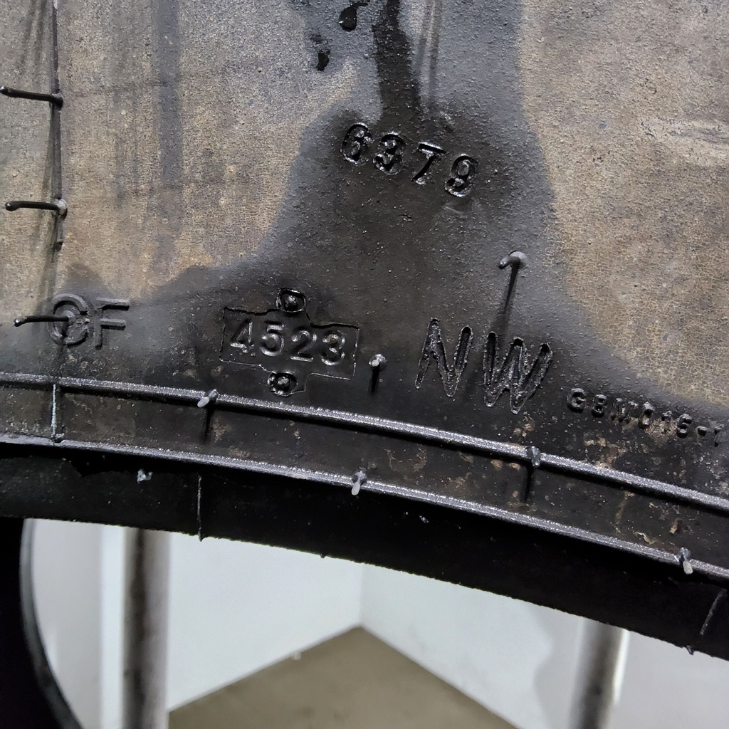 LSW1100/45R46 Goodyear Farm DT930 R-1W 201D 99%