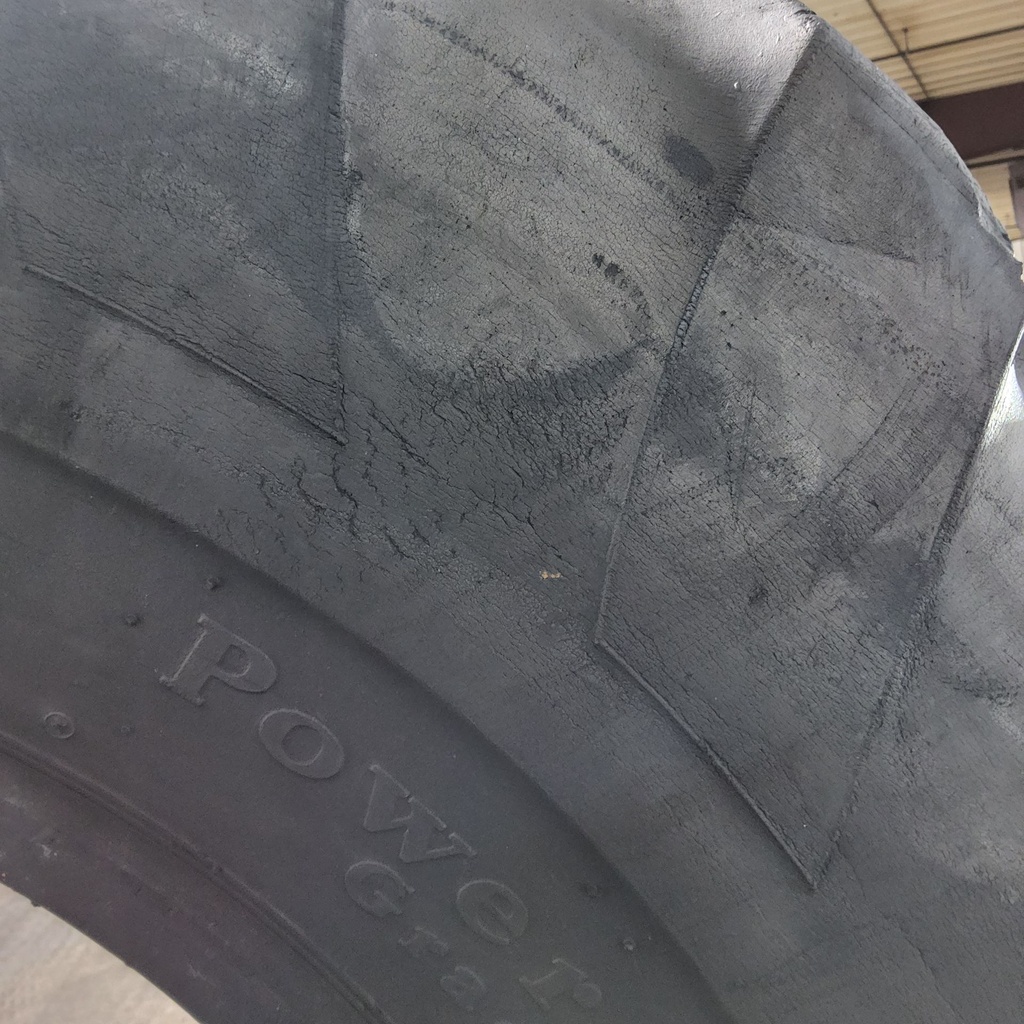 20.5-25 Primex Power Traction Grader-Loader L-2 H (16 Ply), 65%