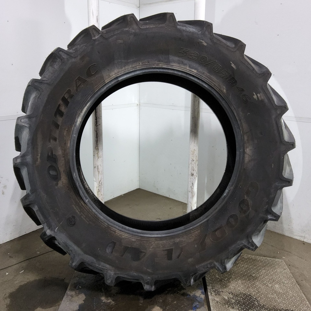 520/85R46 Goodyear Farm Optitrac R-1W 158D 99%