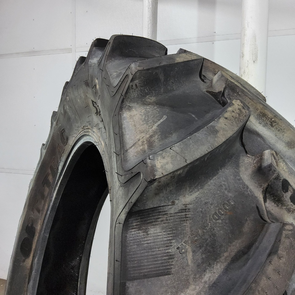 520/85R46 Goodyear Farm Optitrac R-1W 158D 99%