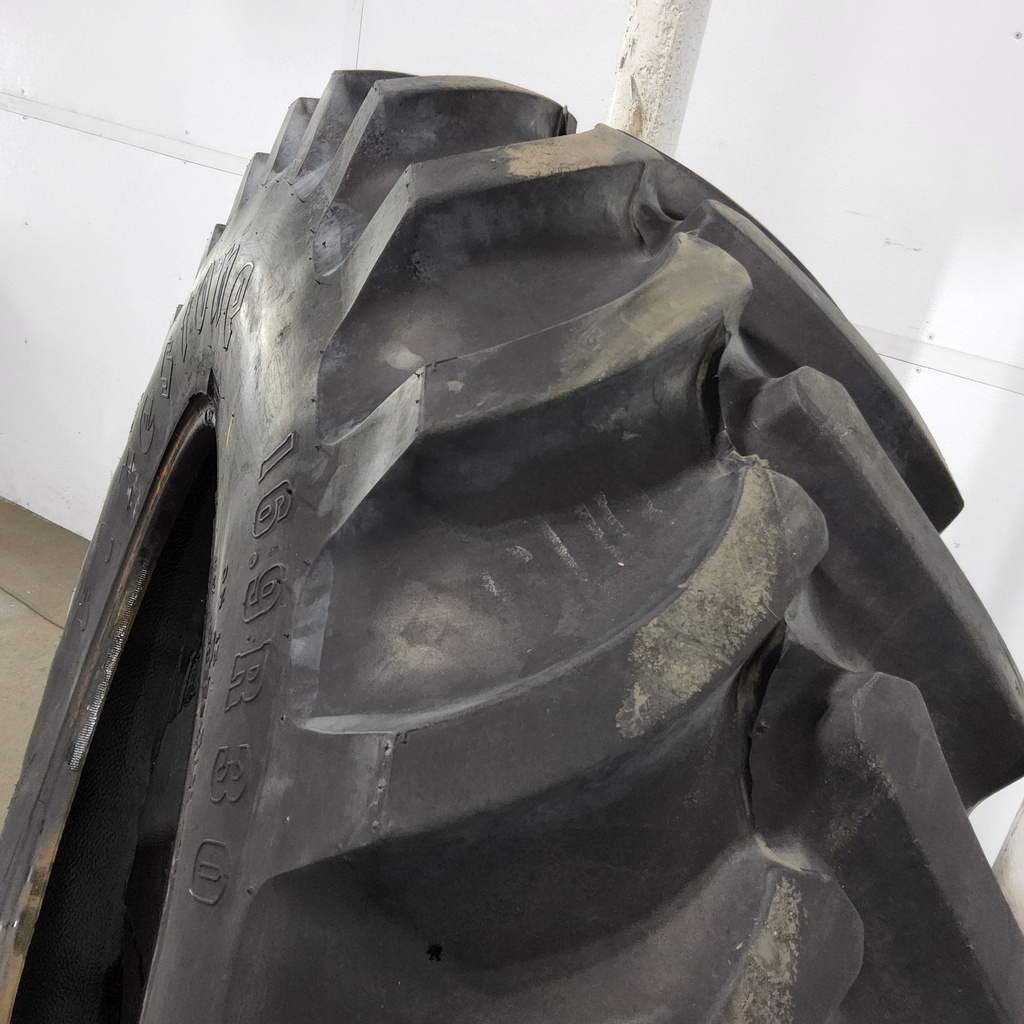 16.9R30 Firestone Radial All Traction FWD R-1 137A8 85%