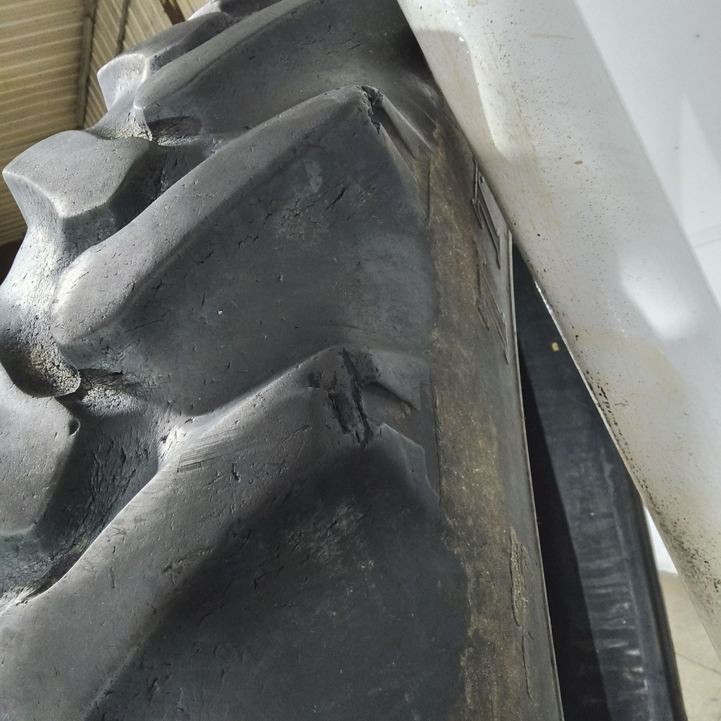 320/90R50 Titan Farm TT49V Radial R-1W 161A8 40%