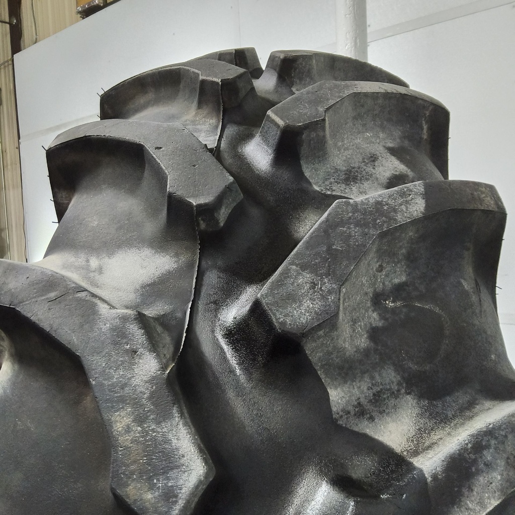 520/85R42 Goodyear Farm UltraTorque Radial R-1 157B 85%